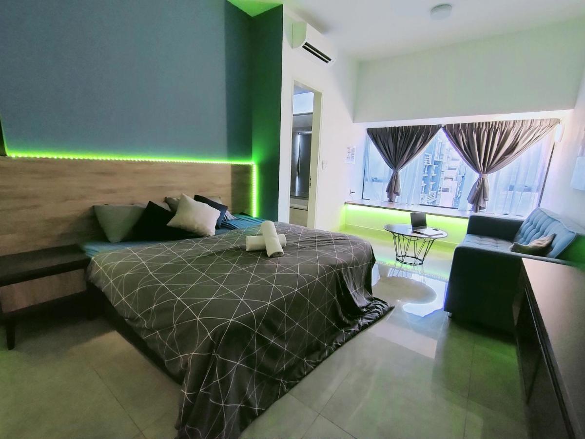 Imperio Condominium / Bathtub/ InFINITY Pool @ Melaka Town Esterno foto